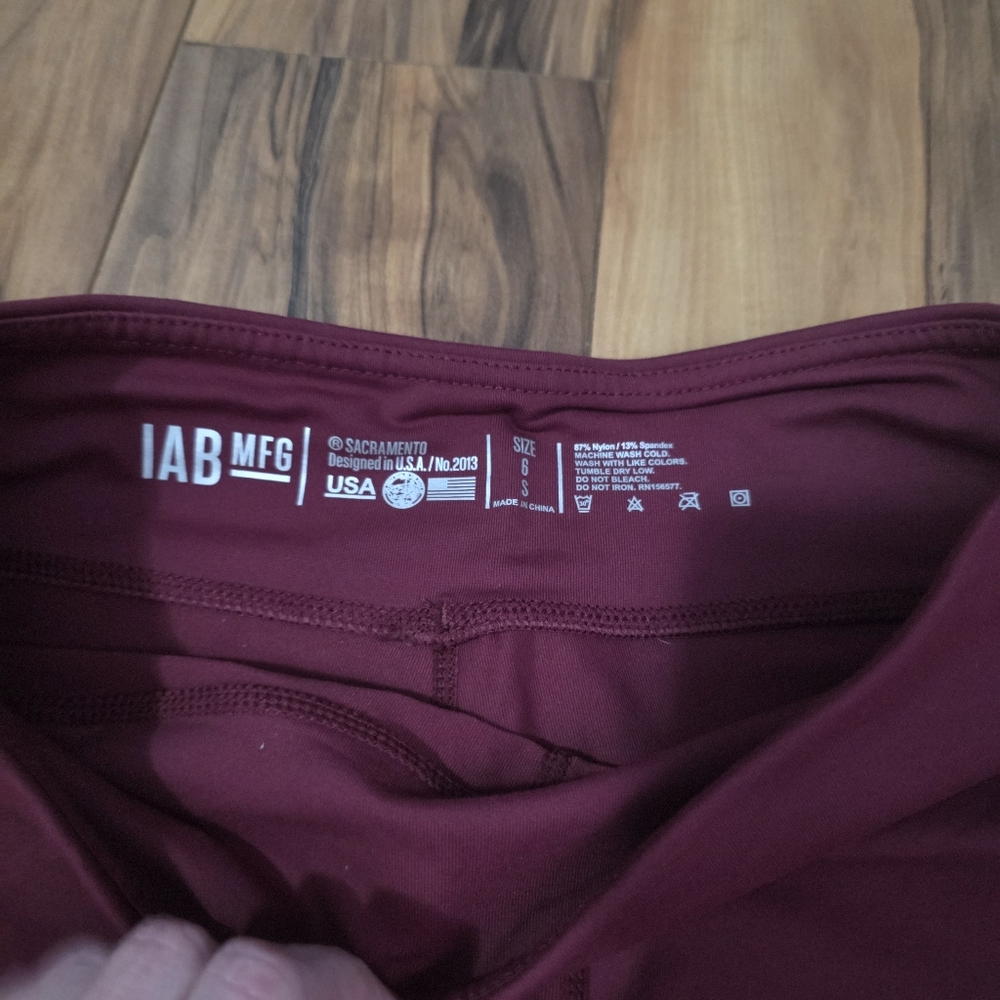 IAB No Ride Shorts Size Small - Picture 3 of 4
